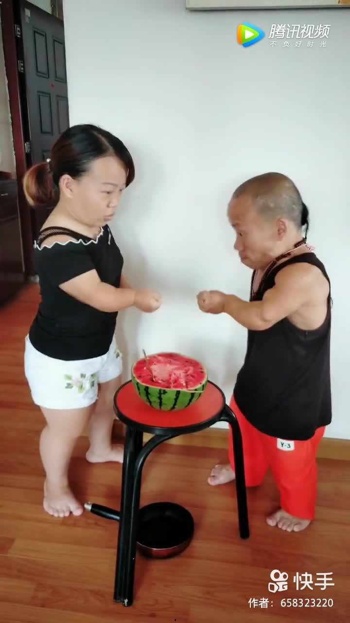 夫妻网红吃瓜,揭秘娱乐圈背后的甜蜜与辛酸