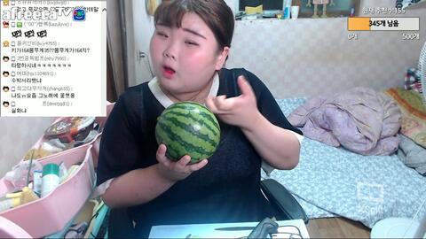 泡泡吃瓜网进不去